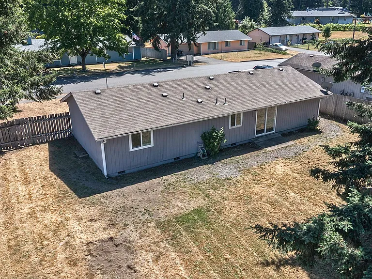 1309 Deerbrush Dr S #E — Photo 15
