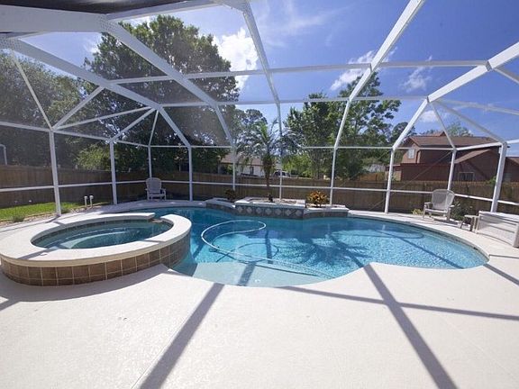 2nd image of 448 Nash Ln