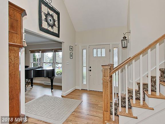 4th image of 11102 Flora Lee Dr