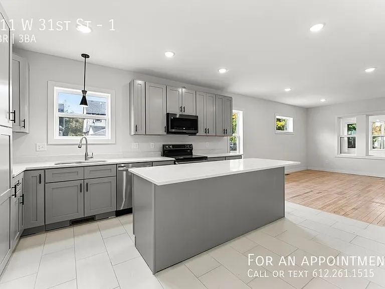 911 W 31st St #1 — Photo 16
