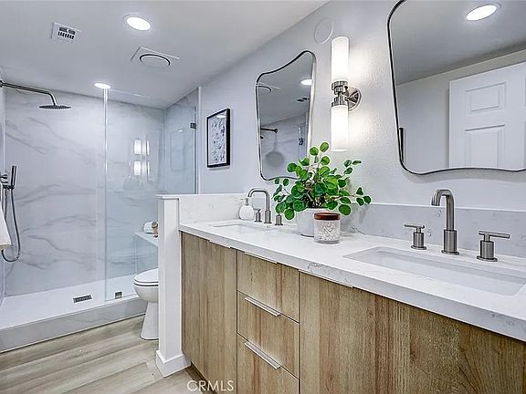 5th image of 858 1st St