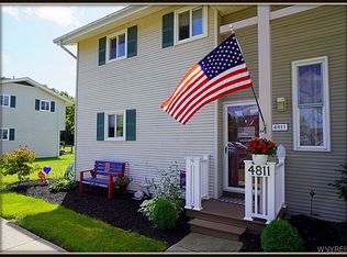 4811 Tuscarora Rd, Niagara Falls, NY 14304