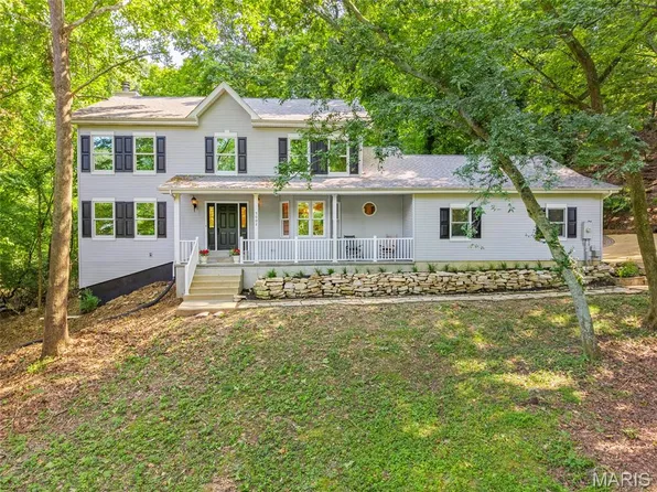 5002 Circle Dr, Imperial, MO 63052