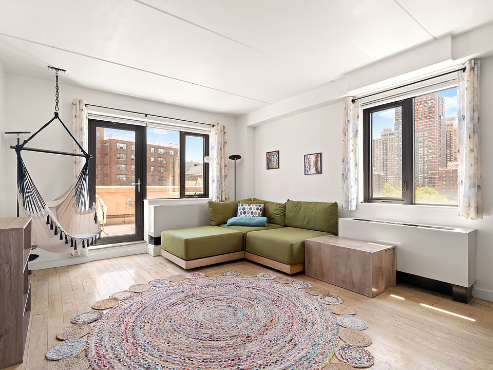 1st image of 1810 3rd Ave #9D