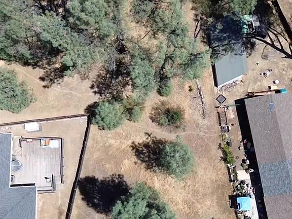 3rd image of 2925 Wolf Creek Road