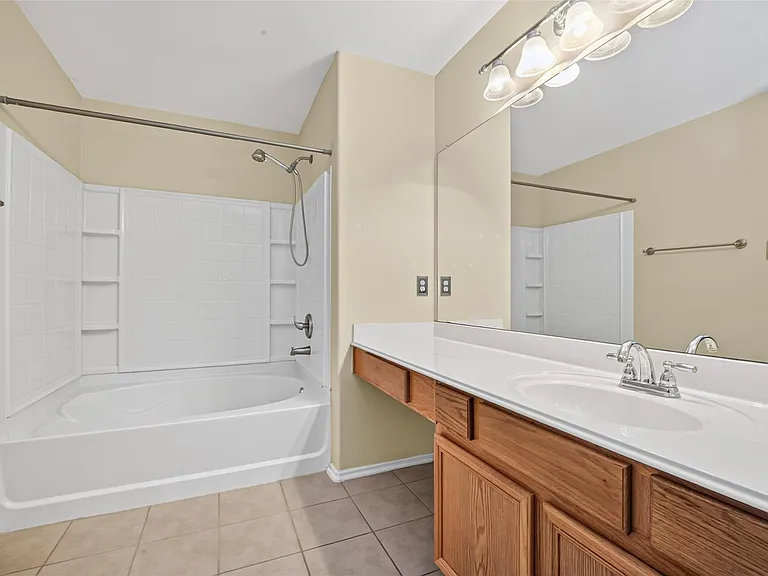 13022 Cherton Ct — Photo 35