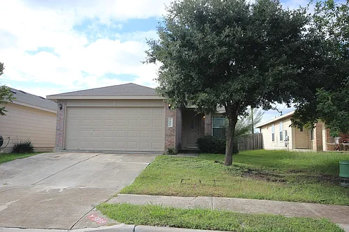 5808 Angel Dr Photo 1