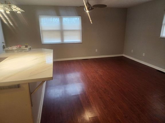 5th image of 79-91 Candlewood Ct #79