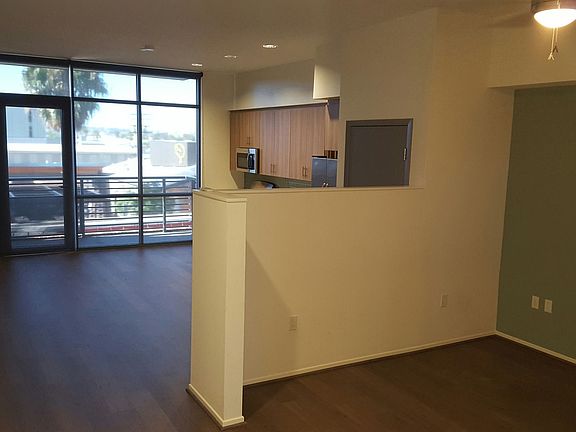 5th image of 2250 India St APT 101