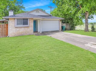 8202 Spring Town St, Converse, TX 78109
