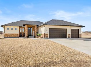 1112 E Muskrat Ln, Pueblo West, CO 81007