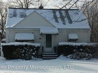 1126 Sunset Rd, Mayfield Heights, OH 44124