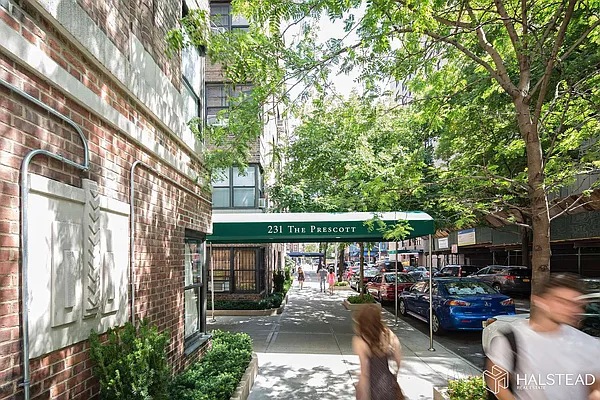 Rented by Halstead Real Estate | media 16