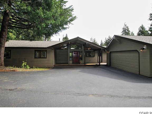 3rd image of 3381 Fairway Dr