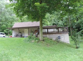 13426 Lake Page Rd SE, Pt Washington, OH 43837