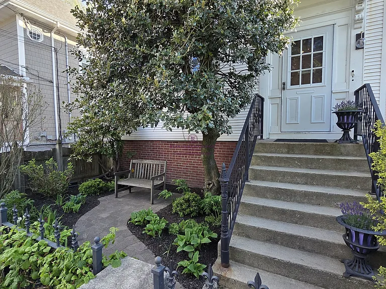 26 Clark St #B — Photo 21