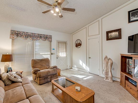 3rd image of 6634 W Sunnyside Dr
