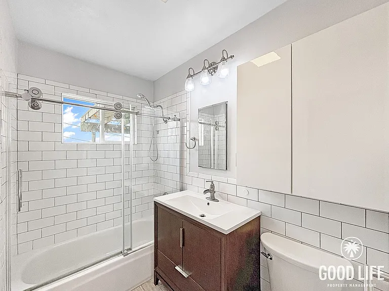 4241 E Overlook Dr — Photo 17