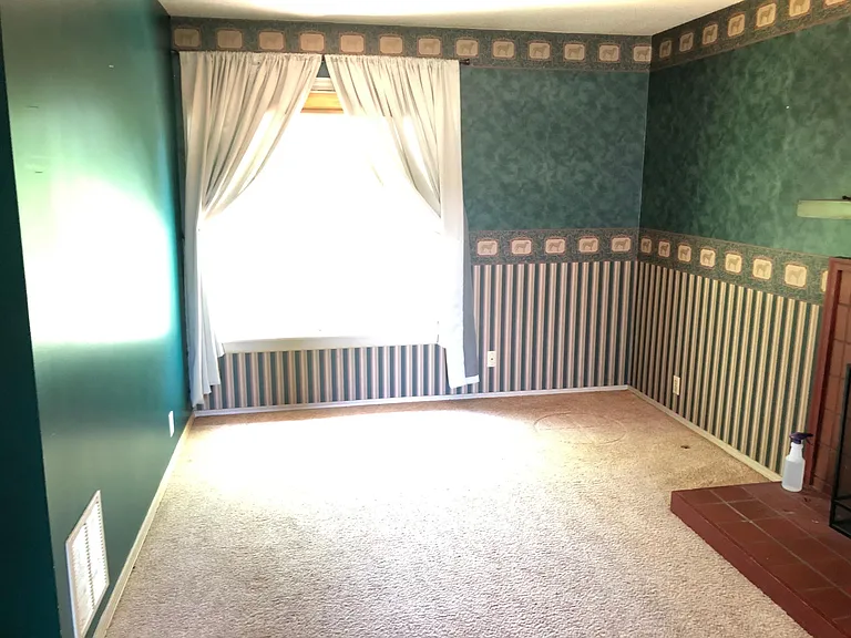 3224 Regency Dr — Photo 5