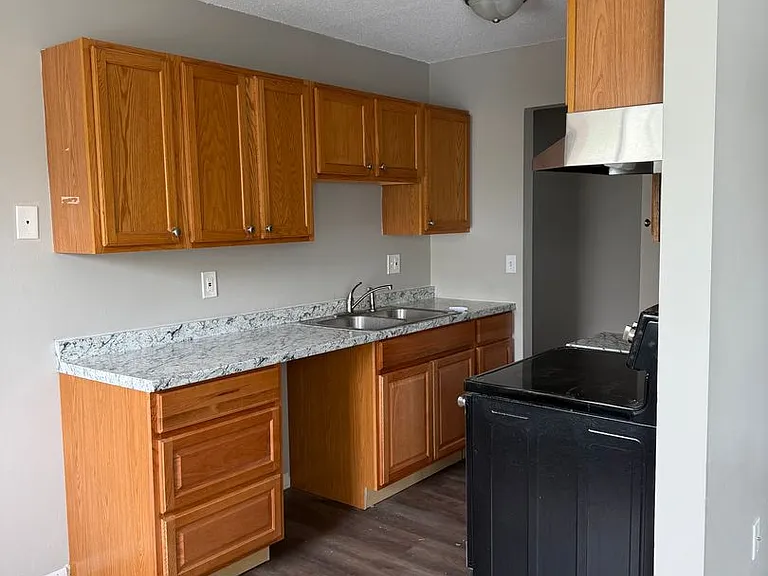 1053 County Road D E — Photo 19