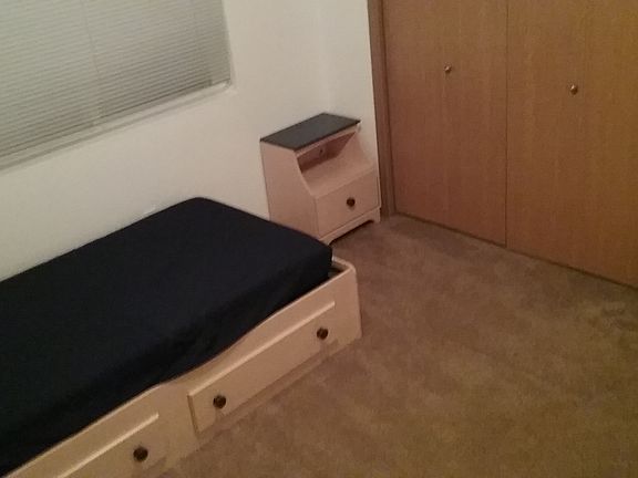 4th image of 50 NE Sandra Ln