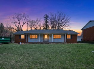 3502 Ridgecliffe Dr, Flint, MI 48532