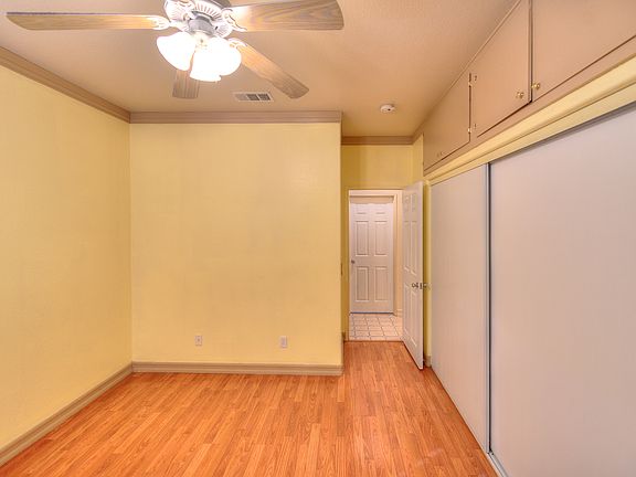 4th image of 12230 Sandria Ave