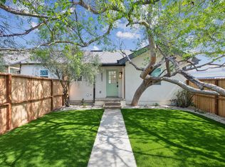 8302 Wiley Post Ave, Los Angeles, CA 90045