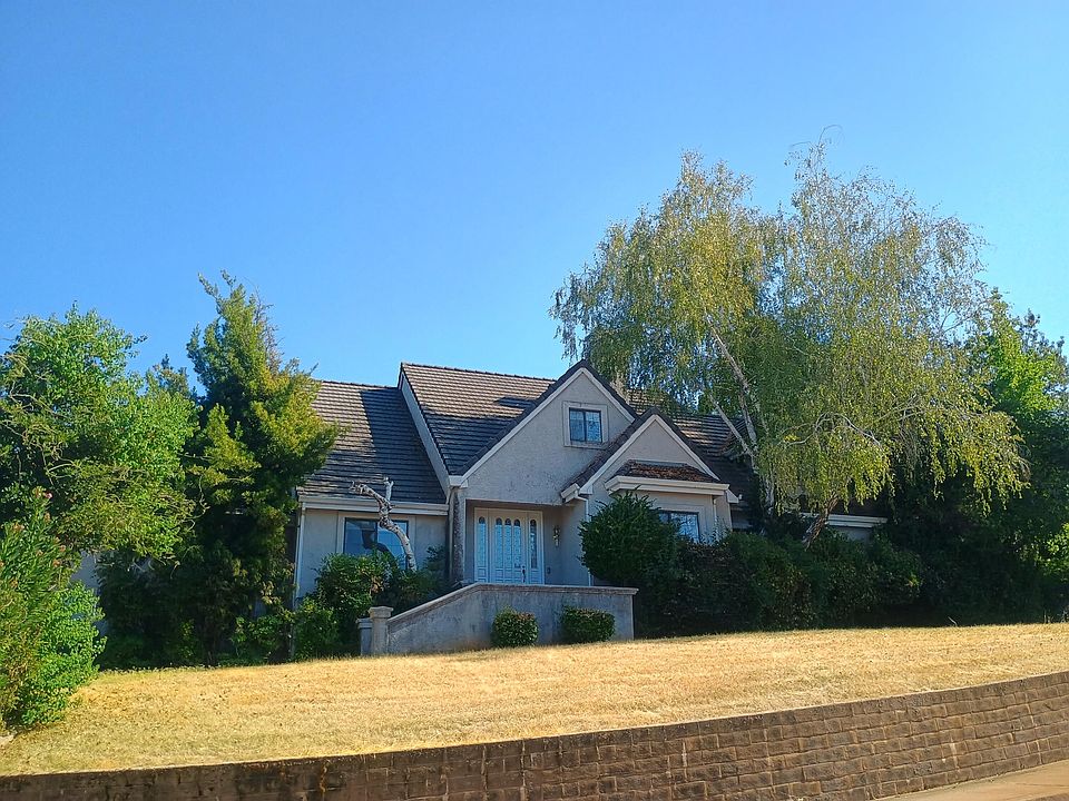 1st image of 531 Aurora Pl
