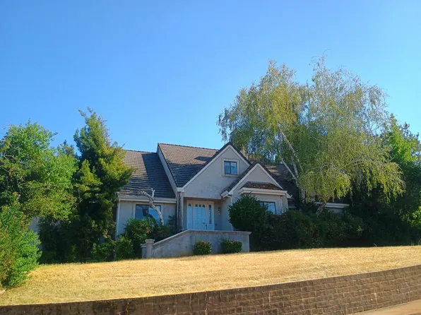 531 Aurora Pl, Redding, CA 96001