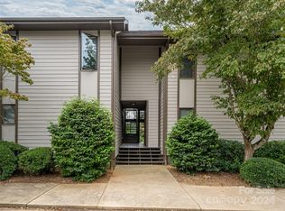 201 Racquet Club Rd #24, Asheville, NC 28803