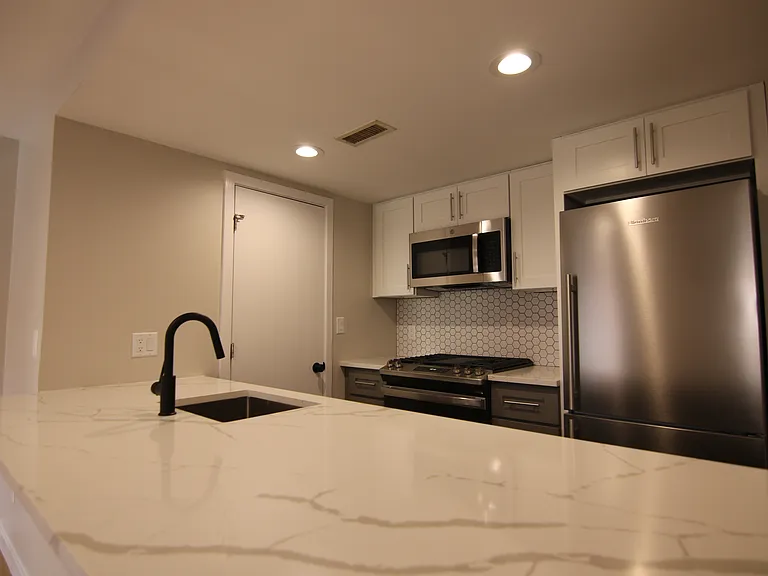 Deacon Court - 1661 Washington Street — Photo 82