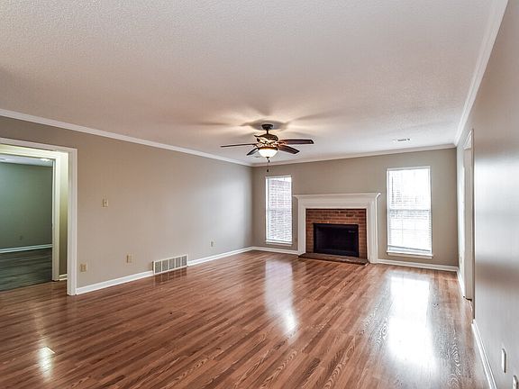 5th image of 5205 Plum Tree Dr