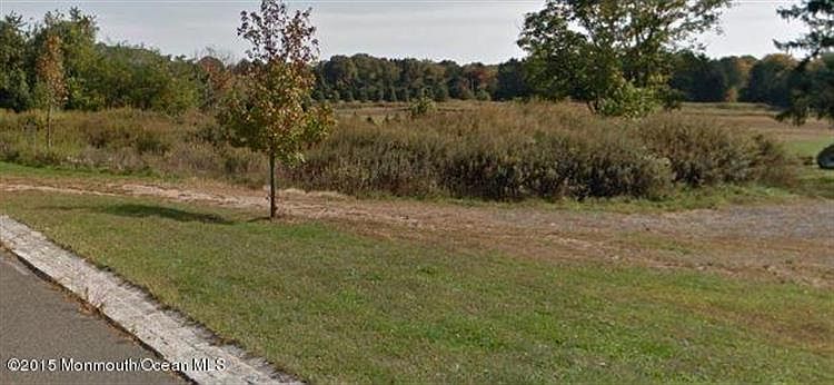 2nd image of 7 Hop Brook Ln