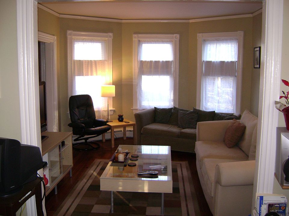 2nd image of 167 Garden St