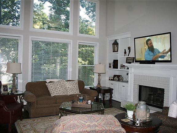 3rd image of 1915 Millwater Ct