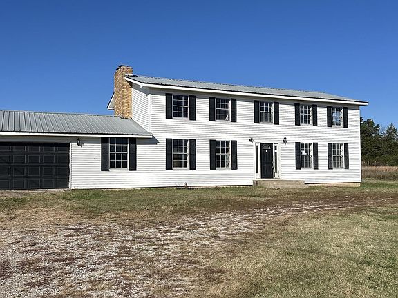 2nd image of 900 Cedar Grove Rd