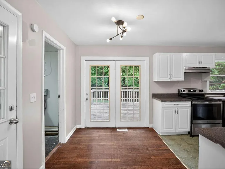 7259 Mayfair Cir — Photo 4