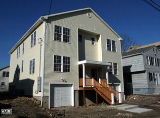 74 Ocean Ave, Bridgeport, CT 06605