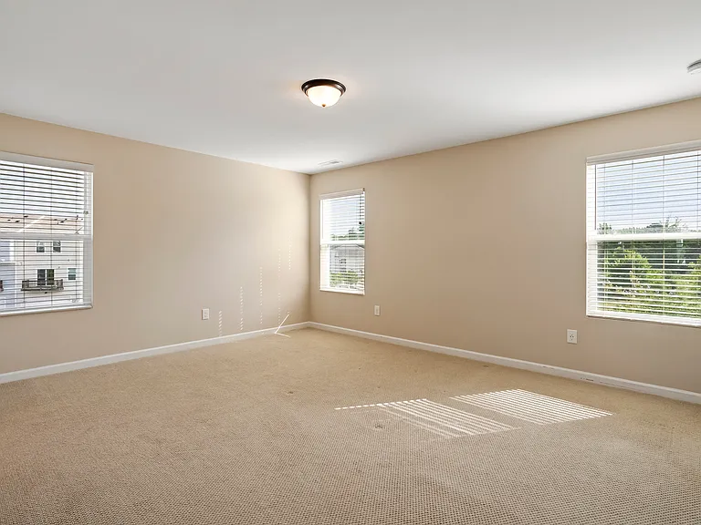 210 Adobe Pl — Photo 25