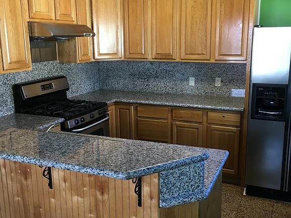 4th image of 204 B St