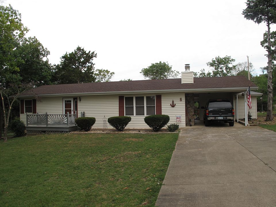 1st image of 8 Pine Ln