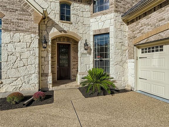 3rd image of 3252 Sanibel Ct