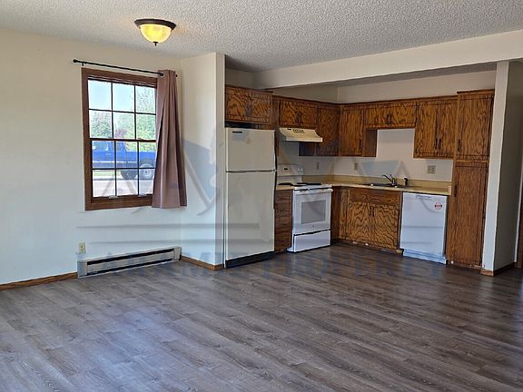 3rd image of 1705 Fetterman Dr APT 1
