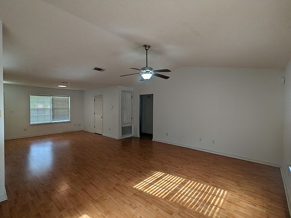 4th image of 7309 Westminster Dr