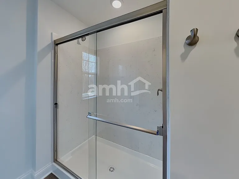 890 Heritage Blvd — Photo 12