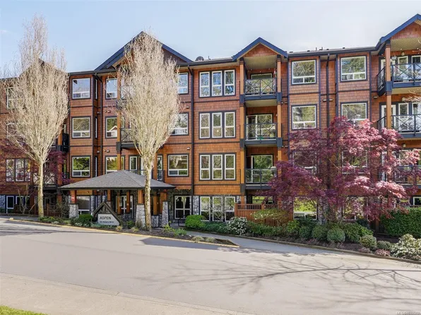 201 Nursery Hill Dr #404, View Royal, BC V9B 0H7