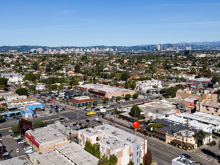 12411 Pacific Ave #101 — Photo 37