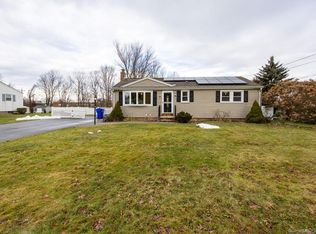 5 Carol Dr, Rocky Hill, CT 06067