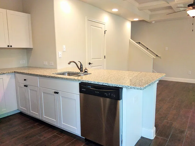 6315 Melanzane Ave #1 — Photo 14